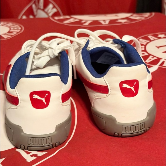 Puma Men's White, Red, and Blue Sneakers - Picture 3 of 5